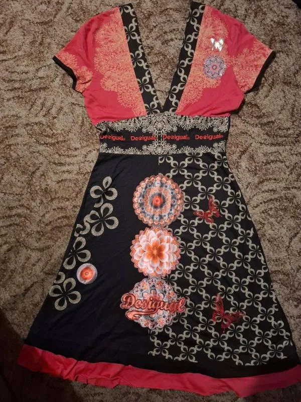 Rochie de vară Desigual EU 36 | Roșu, Midi, Mânecă scurtă, Floral & Tropical, Broderie, Bumbac - Image 2