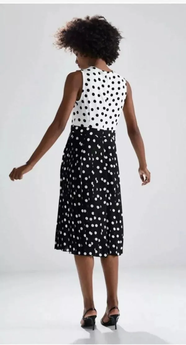 Rochie casual Zara XS | Alb, Midi, Fără mâneci, Buline & Imprimeuri mici - Image 5