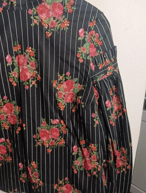 Bluză H&M EU 38 | Negru, Normal, Mânecă trei sferturi, Floral & Tropical, Volane, Bumbac - Image 4