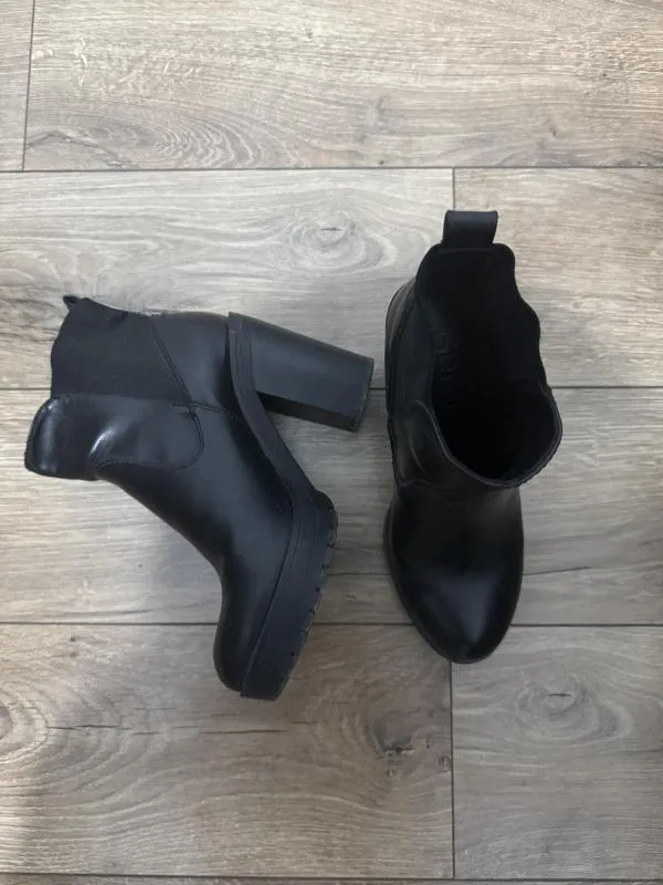 Ghete Bershka EU 36 | Negru, Piele naturală - Image 2