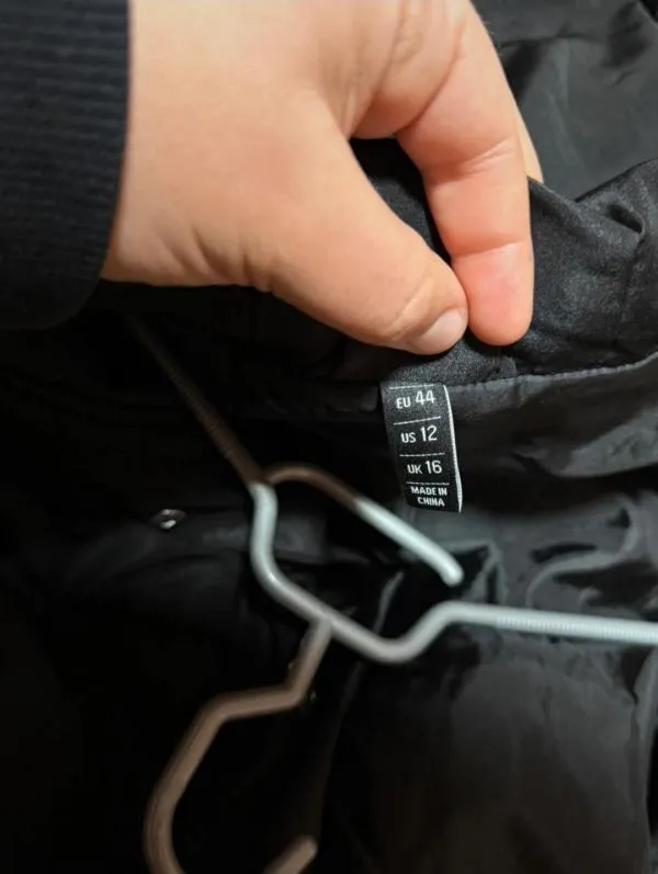 Geacă matlasată Ellesse EU 44 | Negru, Cu glugă, Logo - Image 9