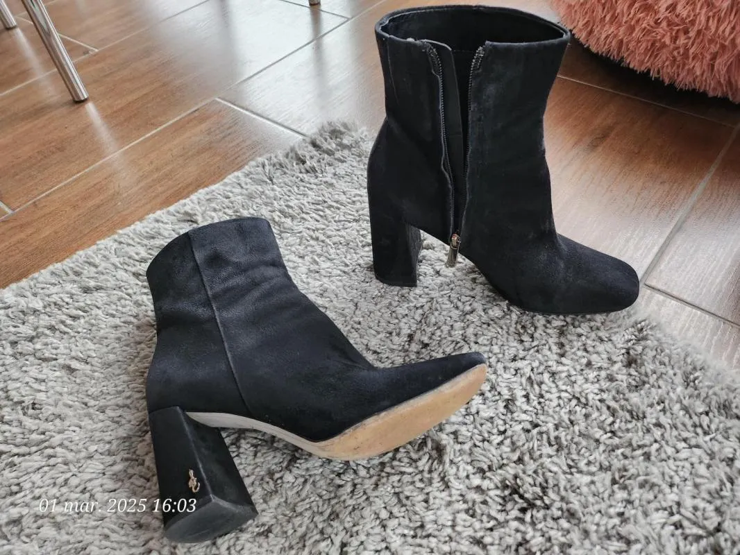 Ghete Kate Gray EU 38 | Negru, Piele întoarsă Suede - Image 4