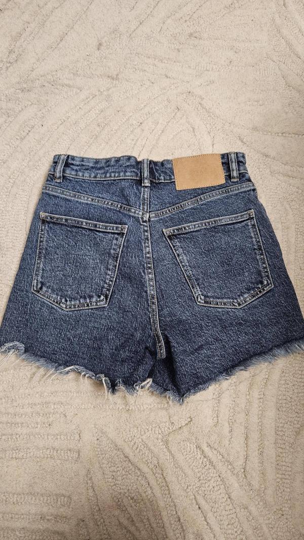 Blugi Zara EU 34 | Bleumarin, Scurți, Talie înaltă, Bumbac - Image 3