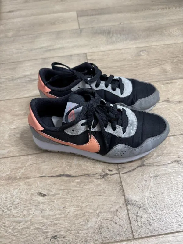 Sneakers Nike EU 37.5 | Negru - Image 3