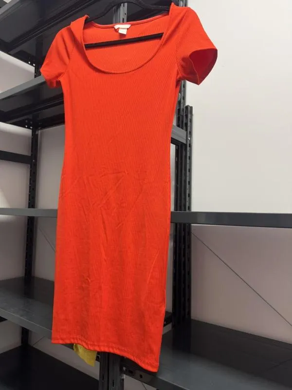 Rochie mulată H&M EU 38 | Roșu, Mini, Mânecă scurtă, Poliester - Image 2