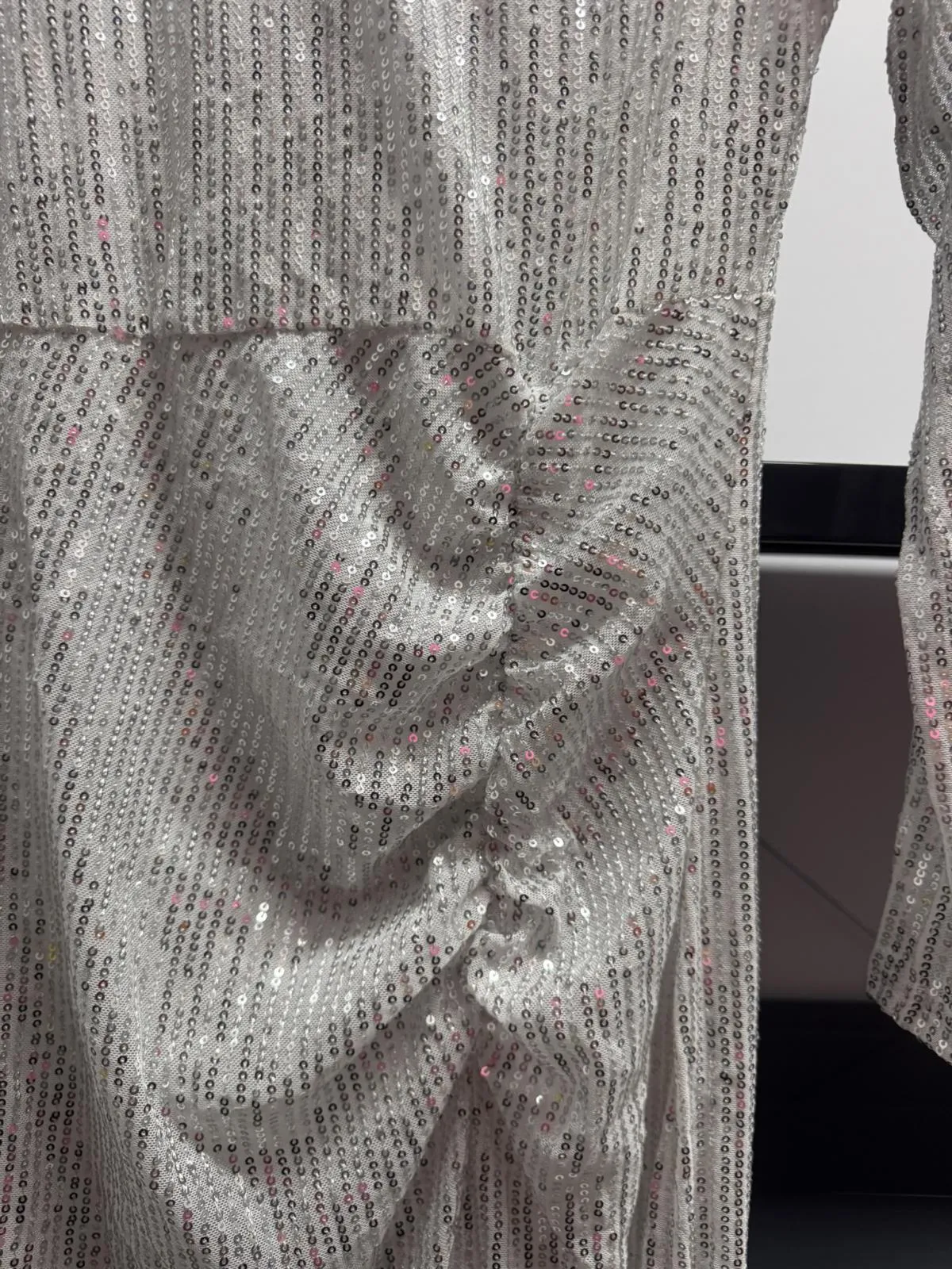Rochie de ocazie BYSWAN EU 38 | Alb, Midi, Mânecă lungă, Paiete, Poliester - Image 4