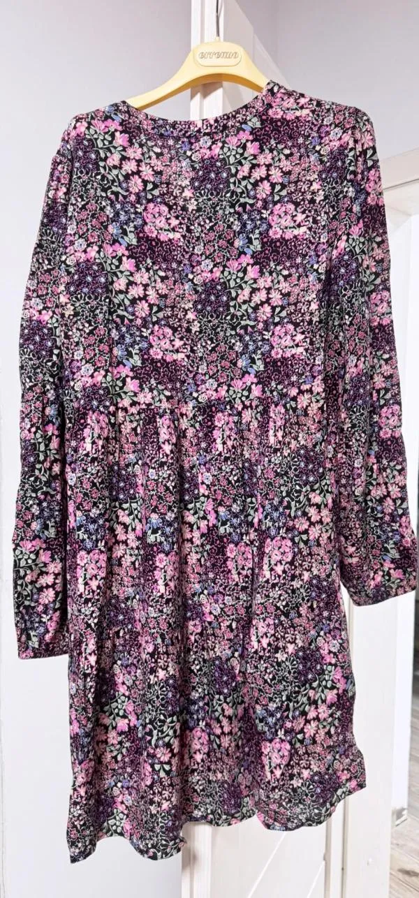 Rochie casual C&A EU 38 | Mov, Mini, Mânecă lungă, Floral & Tropical, Poliester - Image 3
