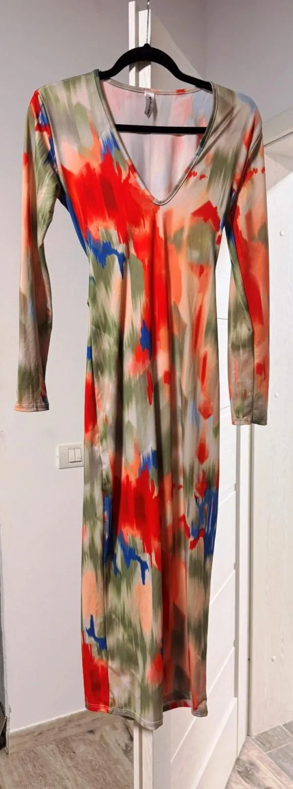 Rochie mulată NEW COLLECTION EU 36 | Multicolor, Midi, Mânecă lungă, Floral & Tropical, Poliester - Image 2