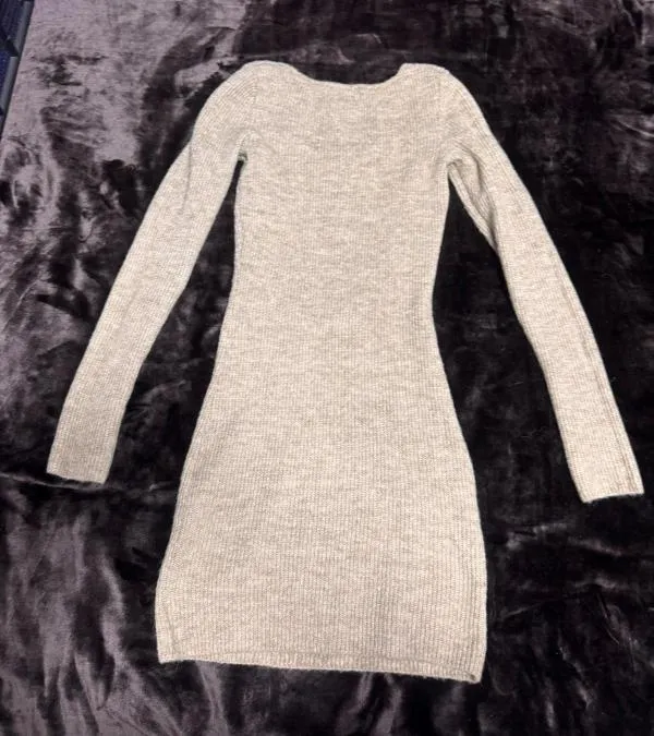 Rochie mulată H&M EU 36 | Bej, Mini, Mânecă lungă, Acrilic - Image 3