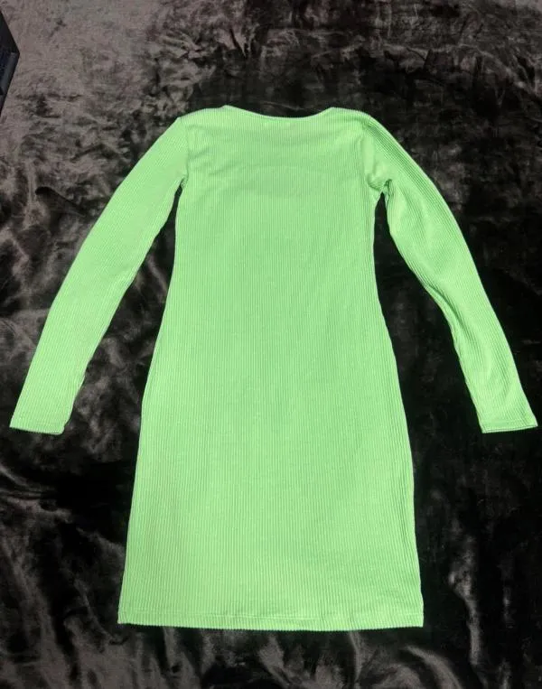 Rochie casual Sinsay EU 36 | Verde lime, Mini, Mânecă lungă, Cu decupaje, Poliester - Image 4