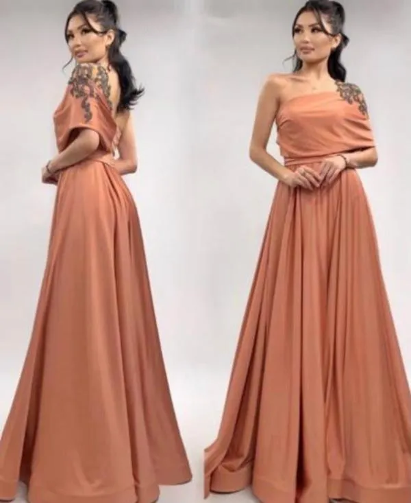 Rochie de seară Contessa EU 42 | Caramel, Maxi, Design asimetric