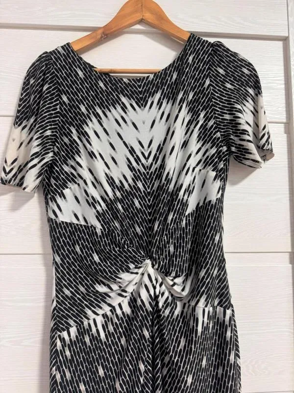 Rochie de seară M&S EU 40 | Negru, Midi, Mânecă scurtă, Abstract & Color Block, Design asimetric, Poliester - Image 3