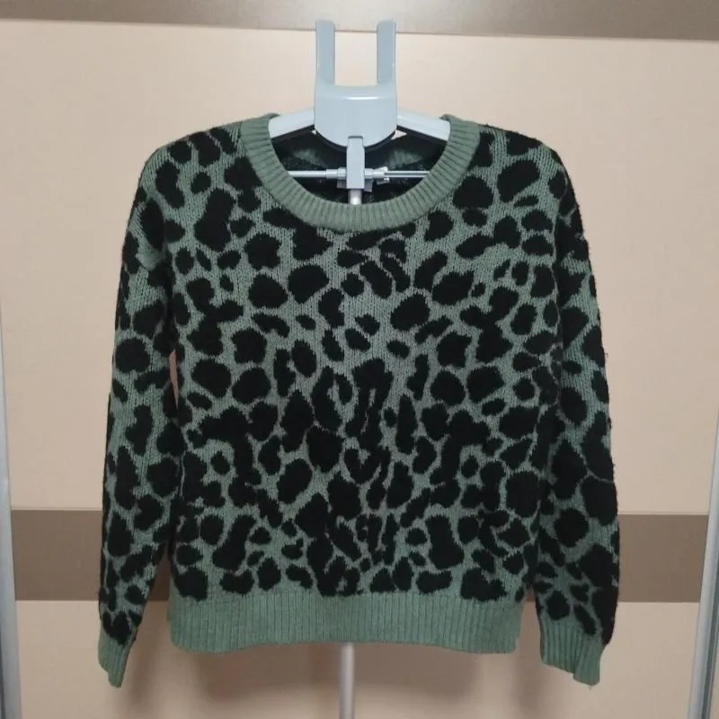 Pulover la baza gâtului VILA L | Negru, Normal, Mânecă lungă, Regular fit, Animal print, Vâscoză - Image 2
