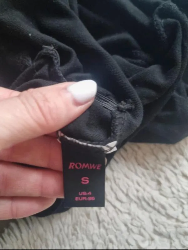 Top cropped Shein EU 36 | Negru, Cropped (Scurt), Volane - Image 4