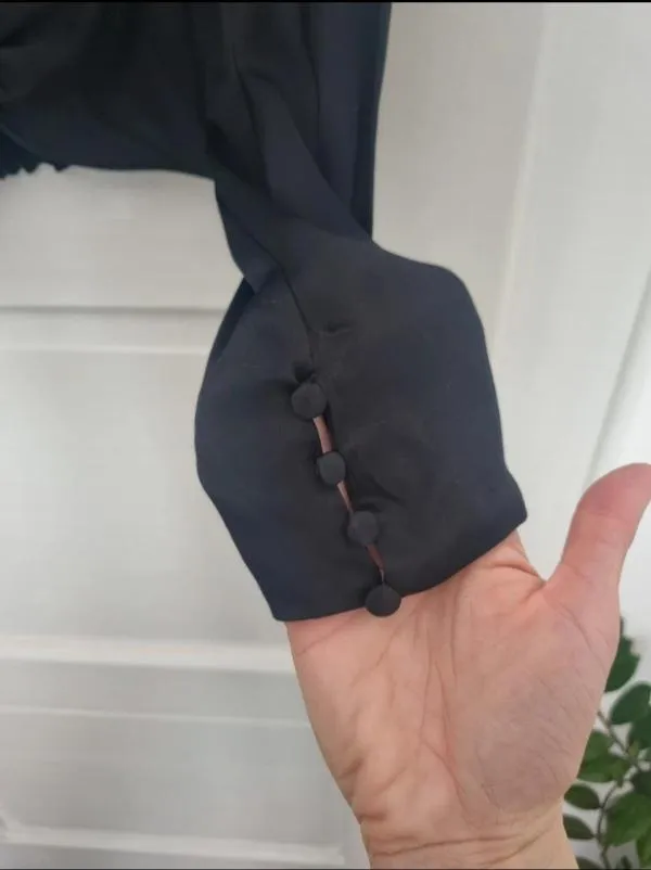 Top cropped Zara EU 40 | Negru, Cropped (Scurt), Mânecă lungă, Satinat - Image 4