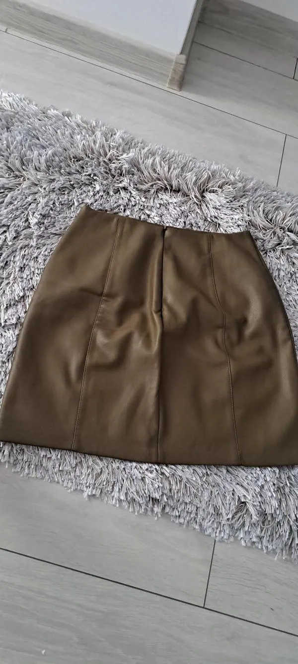 Fustă din piele AMISU EU 34 | Verde, Mini, Piele ecologică - Image 3