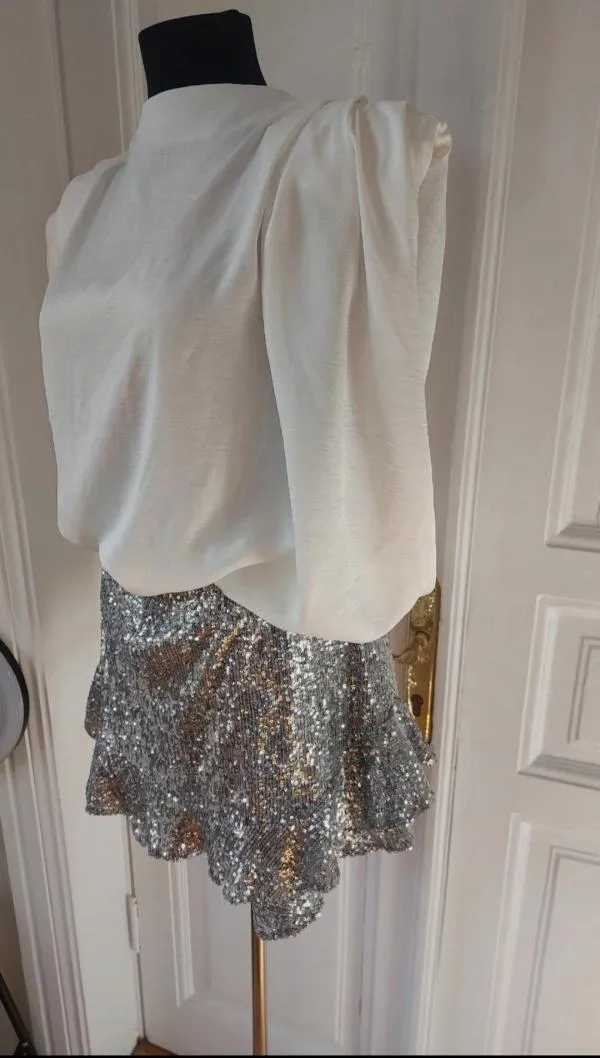 Top cu fustă-pantalon Bluzat EU 34 | Alb, Paiete