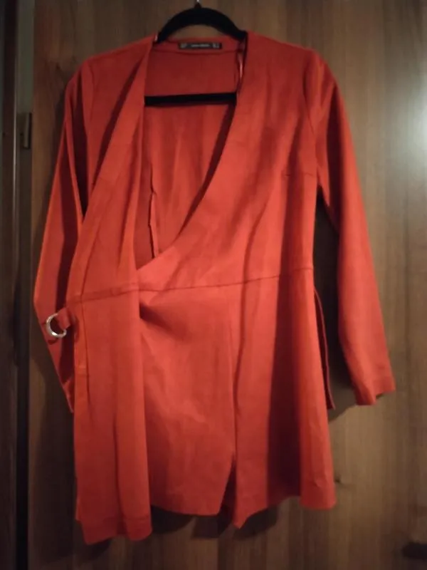 Salopetă Zara EU 36 | Roșu, Scurtă, Mânecă lungă, Design petrecut - Image 3