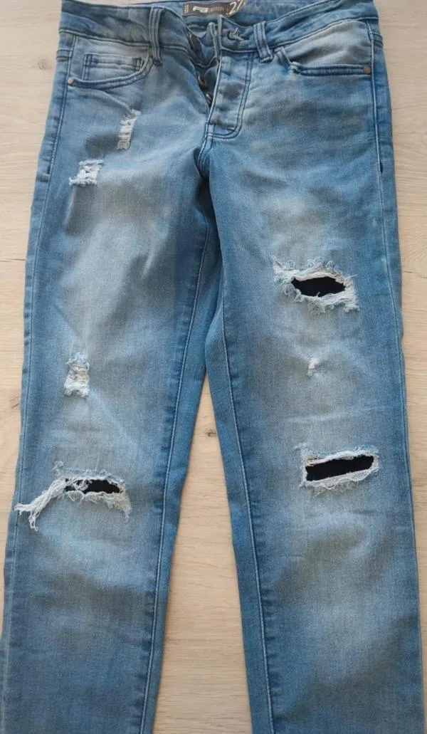 Blugi FB Sister EU 36 | Albastru, Lungi, Talie medie, Skinny fit, Cu decupaje - Image 5