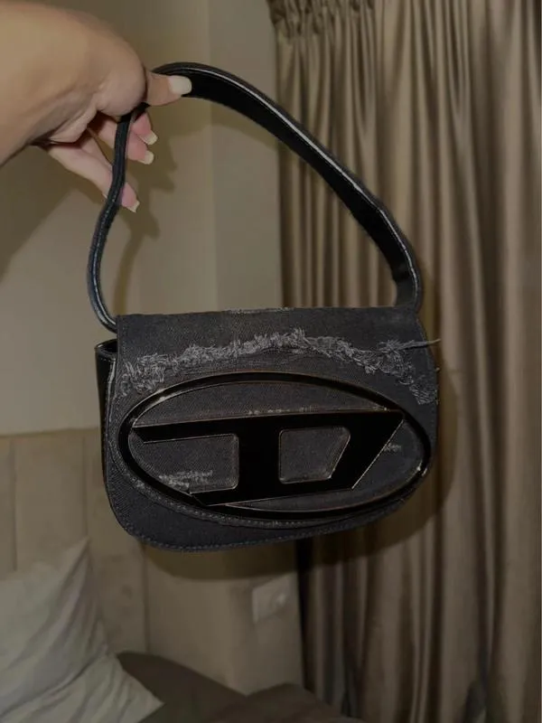 Geantă de umăr Diesel | Gri