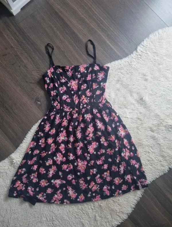 Rochie casual Bershka EU 36 | Multicolor, Midi, Floral & Tropical, Cu decupaje - Image 3