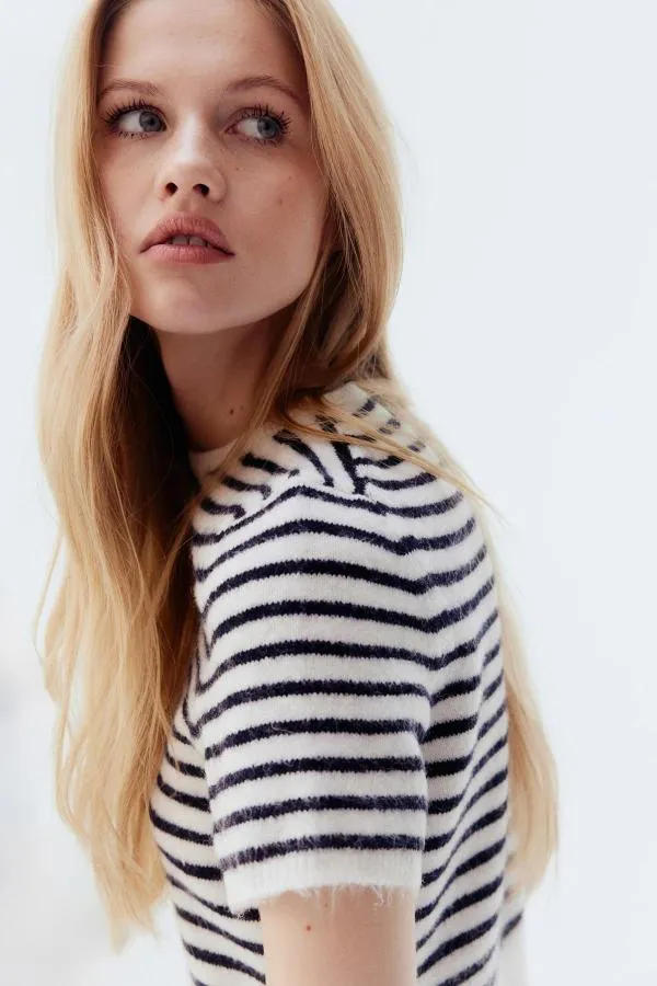 Top tricot cu dungi H&M XS | Alb, Normal, Mânecă scurtă - Image 4