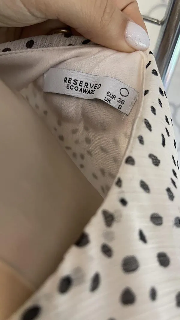 Rochie de vară Reserved EU 36 | Bej, Mini, Mânecă scurtă, Buline & Imprimeuri mici, Volane - Image 7