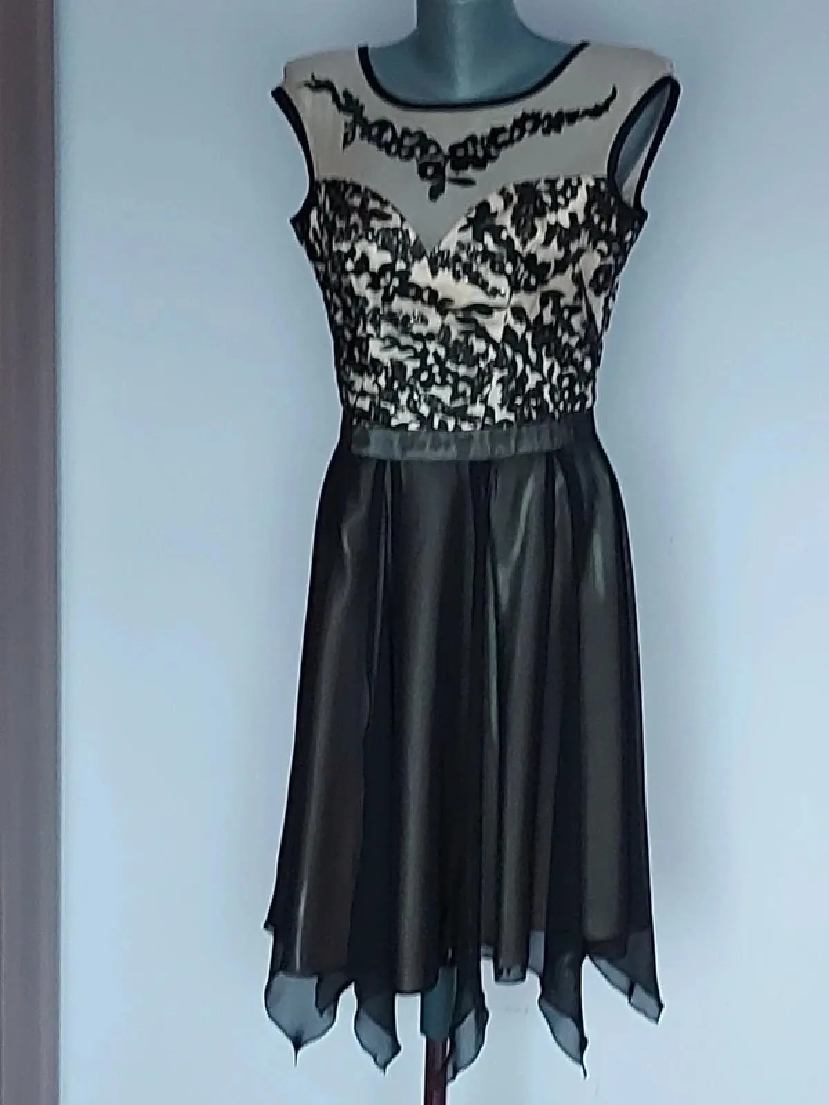 Rochie de ocazie Fany Lux EU 40 | Negru, Midi, Fără mâneci, Abstract & Color Block, Paiete, Poliester