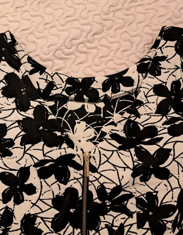 Rochie office Calvin Klein EU 46 | Alb, Midi, Mânecă scurtă, Floral & Tropical - Image 4