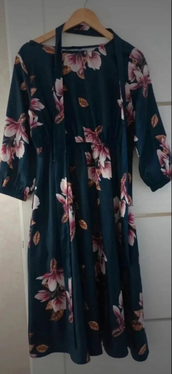 Rochie casual Shein EU 40 | Bleumarin, Midi, Mânecă trei sferturi, Floral & Tropical, Poliester - Image 2