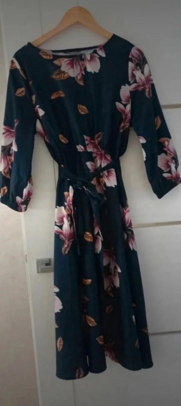 Rochie casual Shein EU 40 | Bleumarin, Midi, Mânecă trei sferturi, Floral & Tropical, Poliester - Image 3