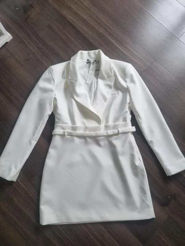 Rochie tip blazer Zara EU 42 | Alb, Mini, Mânecă lungă - Image 2