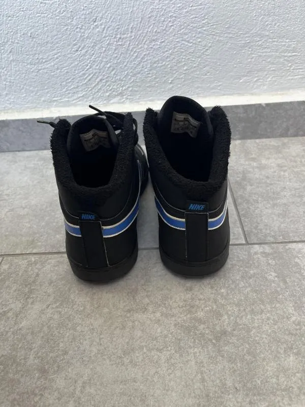 Sneakers Nike EU 44 | Negru, Logo - Image 4