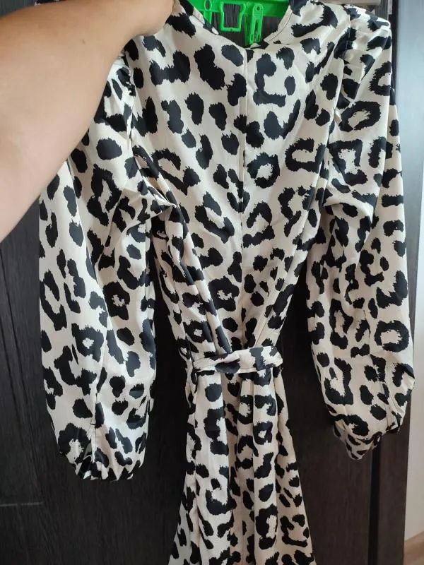 Rochie tip cămașă H&M EU 34 | Bej, Mini, Mânecă lungă, Animal print, Drapat, Poliester - Image 4