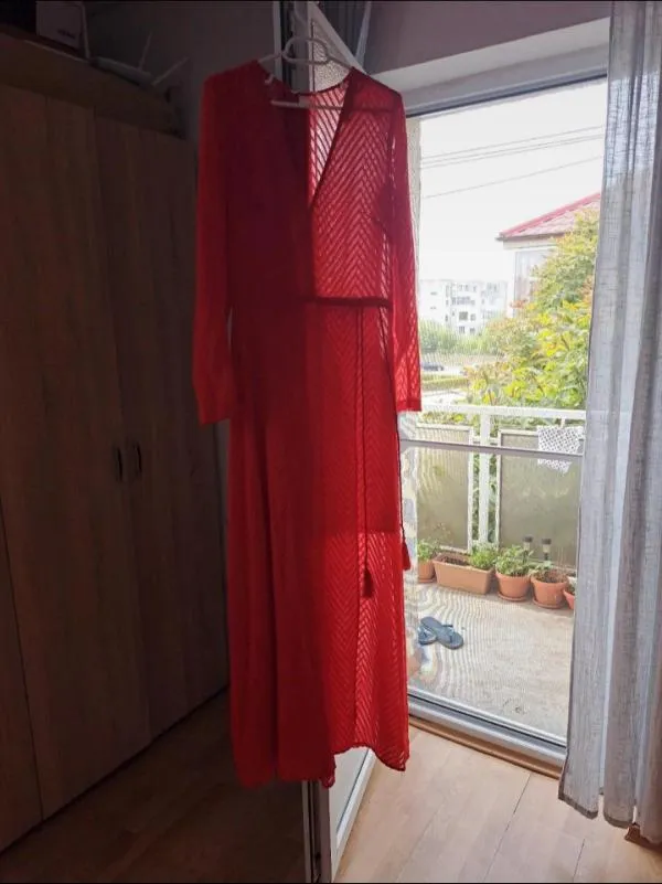 Rochie de vară H&M EU 34 | Roșu, Maxi, Mânecă lungă