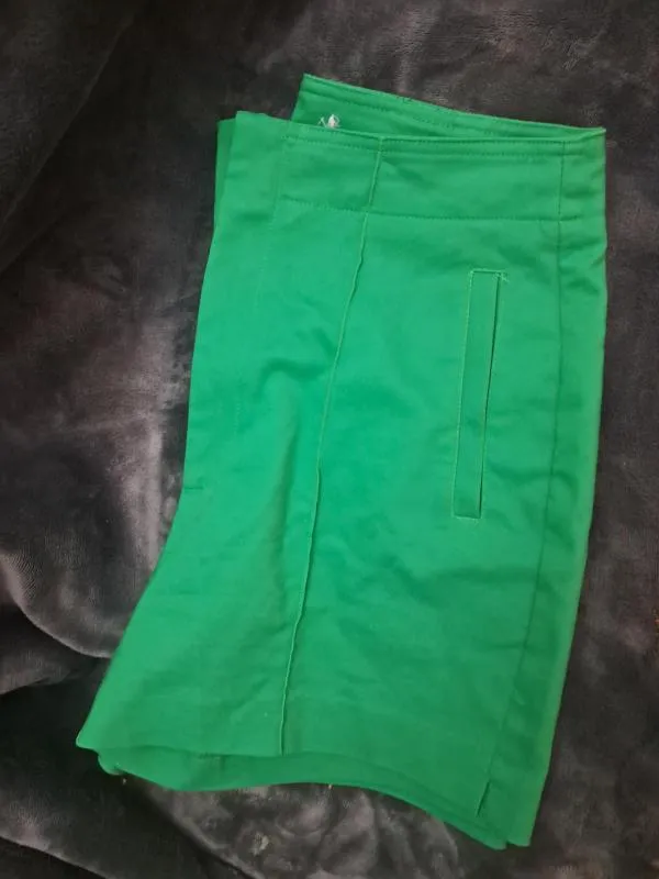 Pantaloni Stradivarius L | Verde, Scurți - Image 5