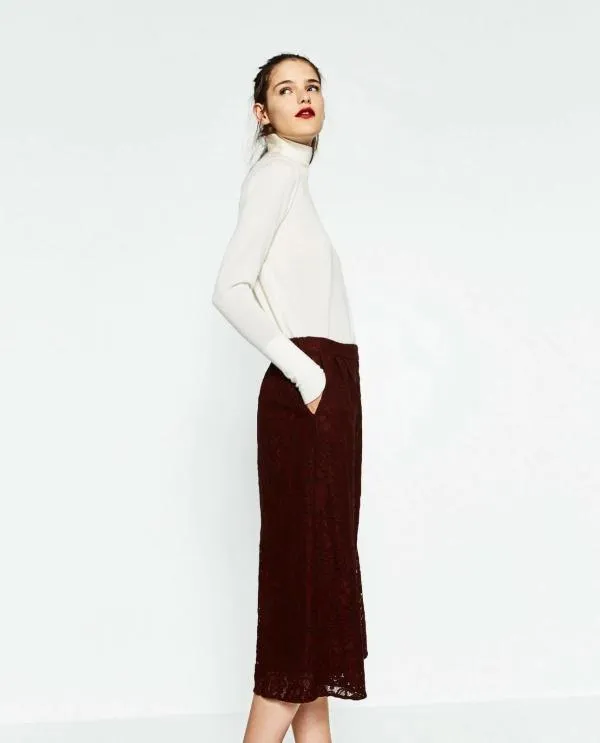 Pantaloni Zara S | Burgundy, Trei sferturi, Wide Leg fit, Floral & Tropical, Dantelă - Image 3