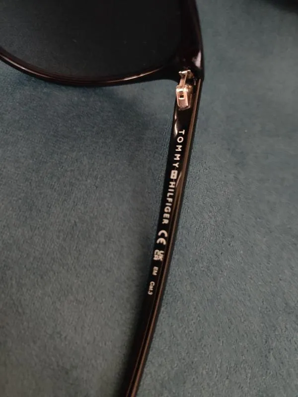 Ochelari de soare Tommy Hilfiger | Negru - Image 3