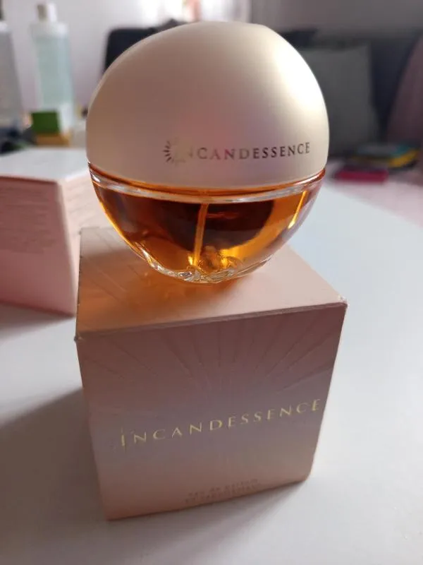 4 parfumuri de 50 ml Avon - Image 3
