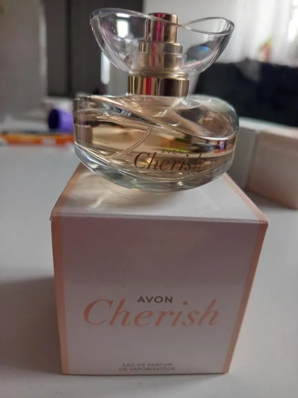 4 parfumuri de 50 ml Avon - Image 4