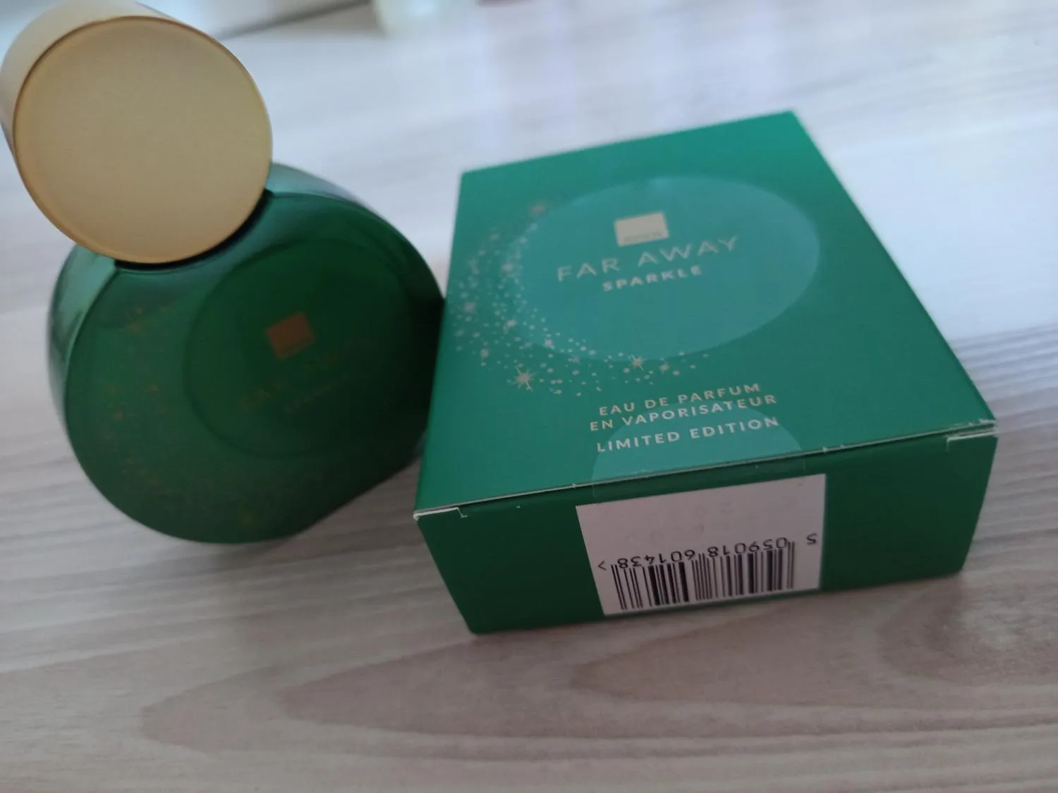 Apă de parfum Far Away Sparkle 50 ml Avon | Sassy Station
