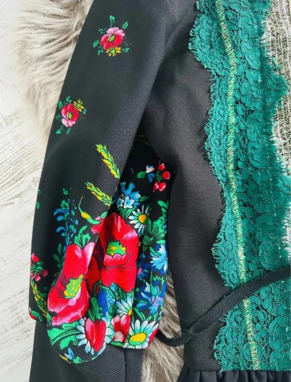 Bluză tip ie Venezia S | Negru, Normal, Mânecă trei sferturi, Floral & Tropical - Image 3