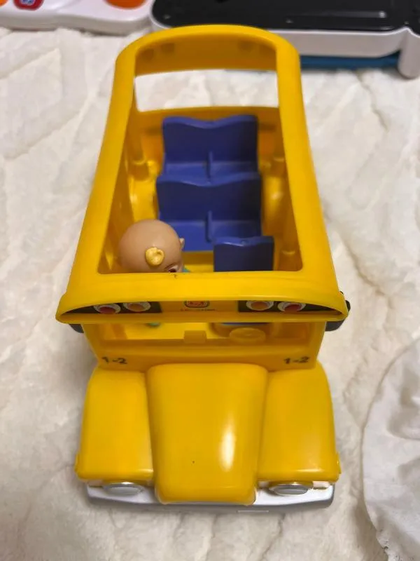 Jucărie educativă Autobuz Cocomelon 1 - 2 ani | Galben - Image 3