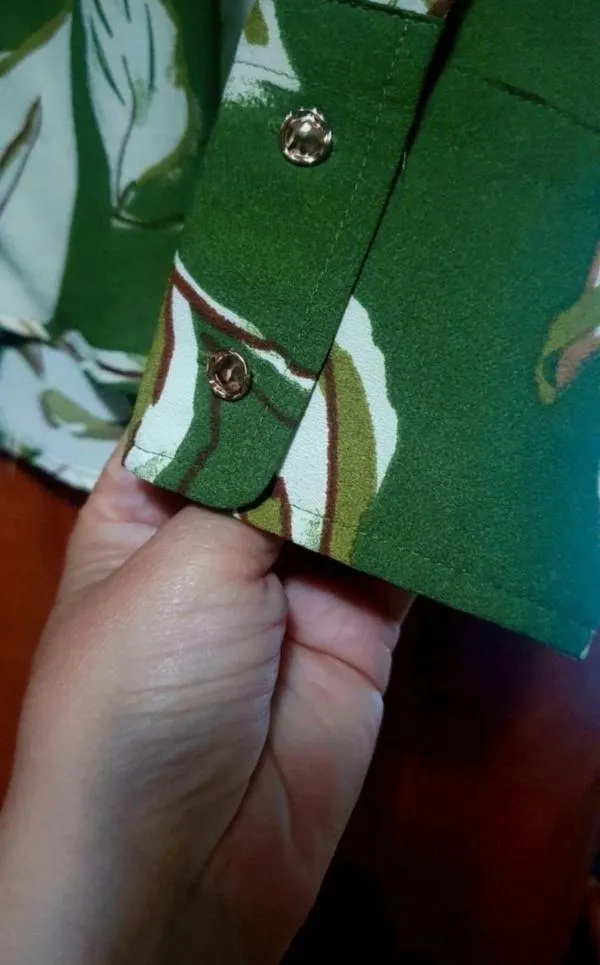 Cămașă Zara EU 38 | Verde, Normal, Mânecă lungă, Floral & Tropical, Design asimetric, Poliester - Image 4
