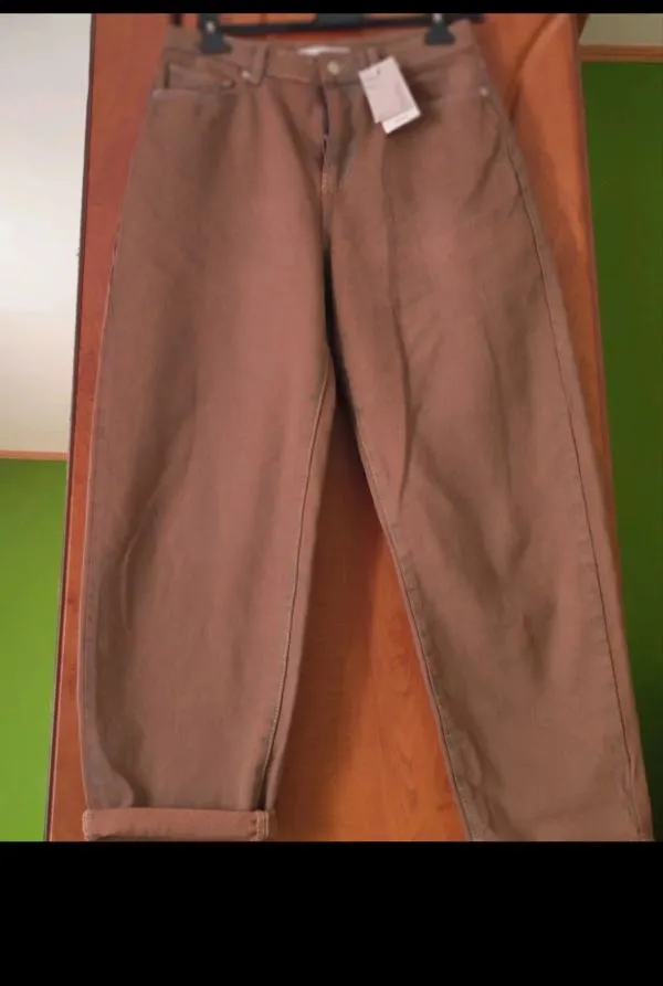 Blugi balloon Mango EU 38 | Maro, Lungi, Talie înaltă, Bootcut fit, Monocrom, Bumbac