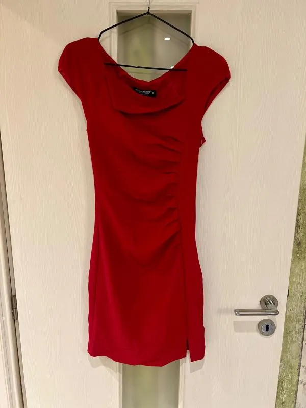 Rochie mulată Rinascimento S | Roșu, Mini, Fără mâneci - Image 12
