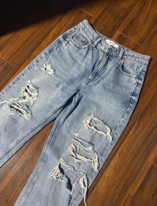 Blugi Reserved EU 34 | Bleu, Lungi, Talie medie, Denim - Image 2