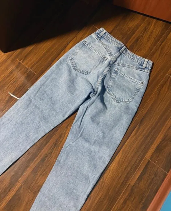 Blugi Reserved EU 34 | Bleu, Lungi, Talie medie, Denim - Image 3