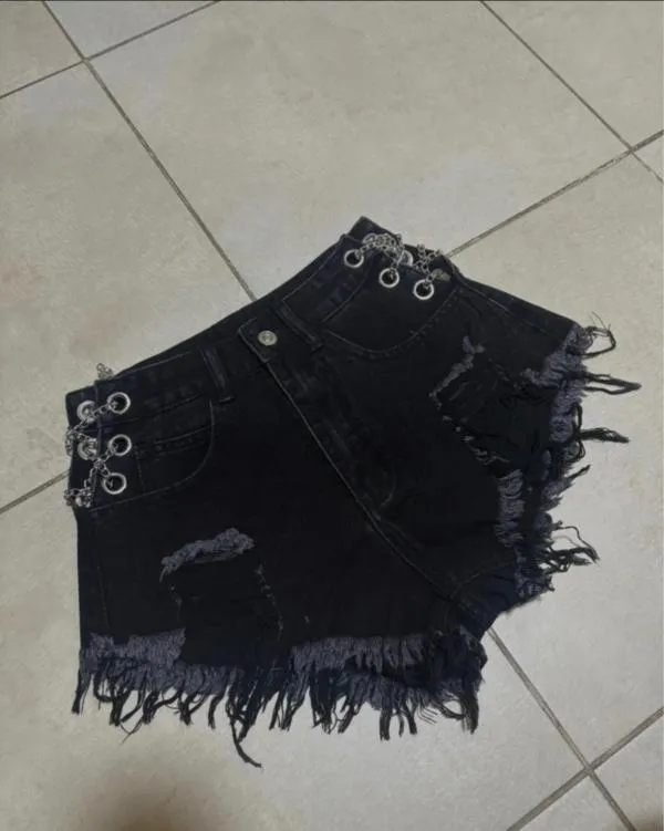 Blugi Shein EU 36 | Negru, Scurți - Image 3