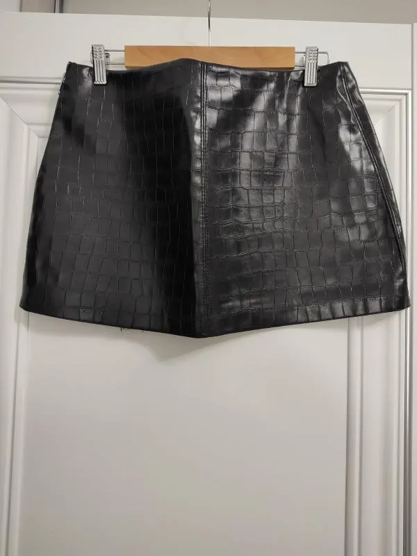 Fustă A-line H&M EU 40 | Negru, Mini, Lungă fit, Animal print, Piele ecologică - Image 2